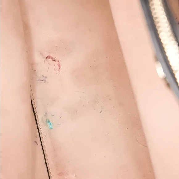 Kate Spade New York Black Leather Crossbody/Bucket Bag – Adjustable Strap - Picture 9 of 11